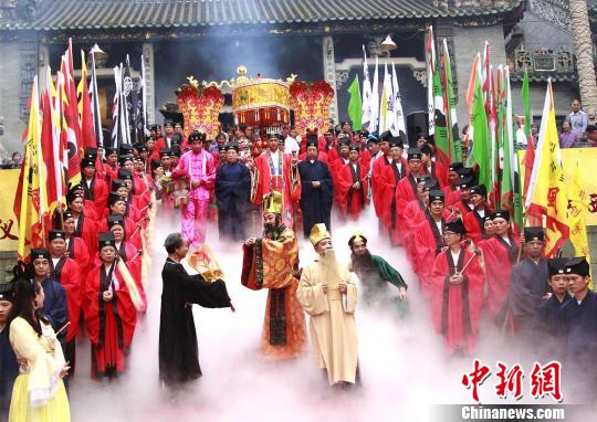 �㶫�Ϻ�����ɽ�����ɵ�������ƮɫѲ��