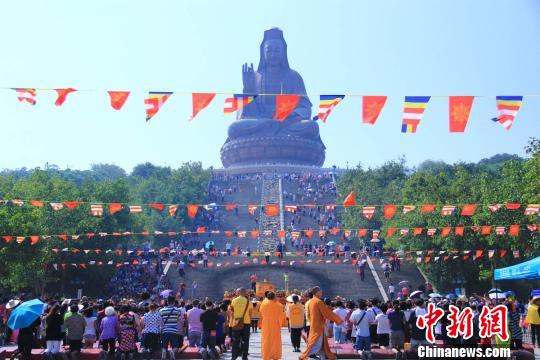 ����ɽ�Ϻ������Ļ�Է��������ʢ�ᣬ����ʢ�󡣡��̾�ΰ����