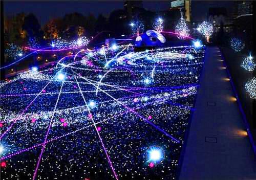 ʥ���ձ������� �����������ĵƹ��쾰