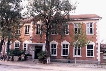 ���Ƽ���ѧ