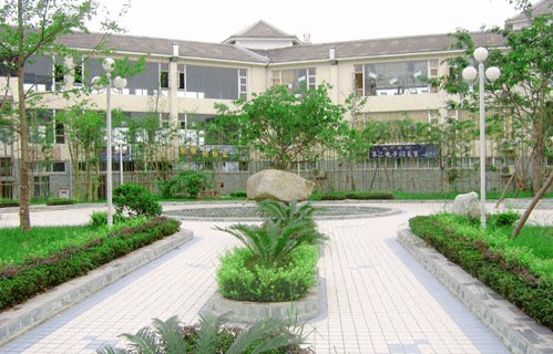 �ɶ���Ϣ����ѧԺ