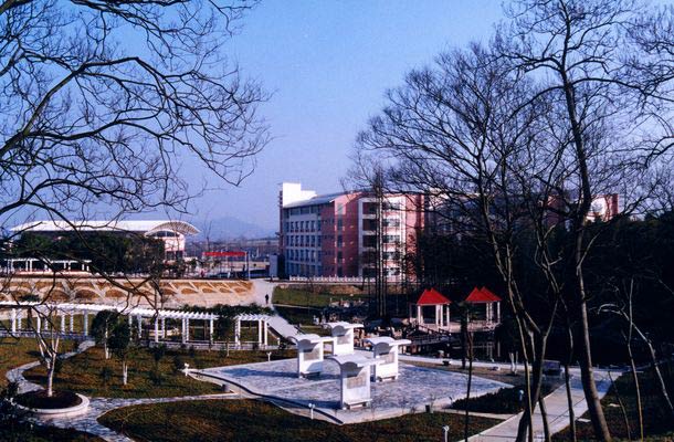 ���տƼ���ѧ