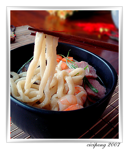 Image and video hosting by TinyPic