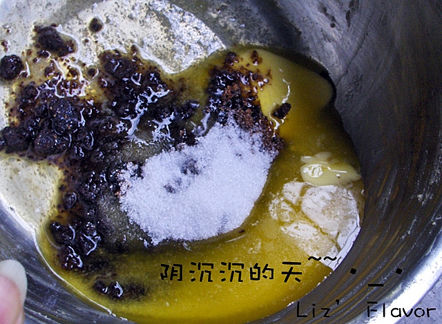 ���ͼ��ǣ�����̫�䣬�Ұ������ڻ����ټ��ǣ����ǱȺ�ɰ����ɫ�����������100g���ǣ�50gɰ�Ǵ���150g��?