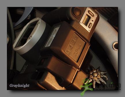 ���Ľ�Ƭ������KONICA�ֳ��ලZOOM