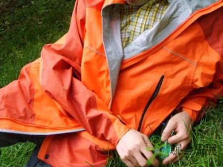 �������ɫ-���顰���ײ��� ����ѹ�������