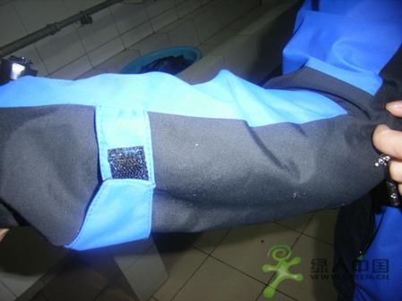 ��ƴ���Ͷ�壺������֮��ɽװ���