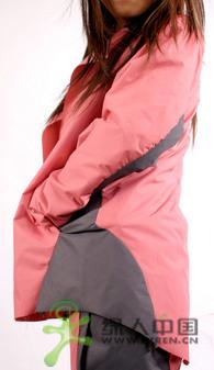 �����Է�װ���е�ɽ�����