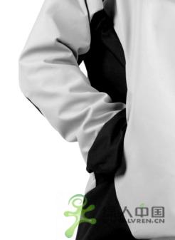 �����Է�װ���е�ɽ�����