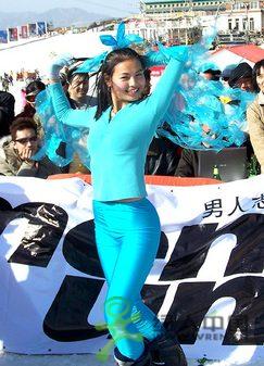 ��̬��ǧ�Ļ�ѩŮ��