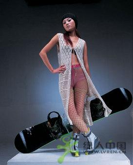 ��̬��ǧ�Ļ�ѩŮ��