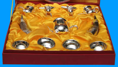 �����׶�����Ʒ����