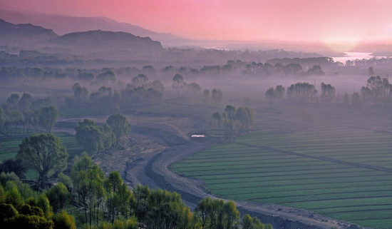 ���-�ƺӰ��ߵķ羰-��Ȼ�羰