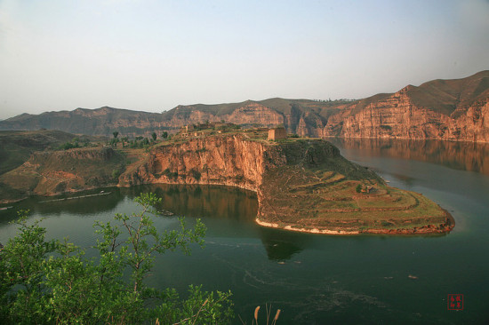 �ƺ���ţ�層-��Ȼ�羰