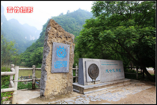 ���ݴ��߿׾�ɫ-���ϵ���