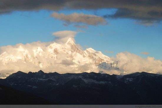 ��ɽ֮��--���Ȱ��߷�-��Ȼ�羰