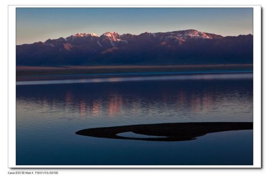 ����ľ��<span class=lxw>[ע: �½�ά������������������Ϻ���Ȫ�ؽӽ紦������ľ���ֳ���̨���ӣ�������454ƽ��������溣��2073�ף�ˮ��Լ90�ף�����ɽ������ˮɫ��̣���������ʯ��]</span>����-��������