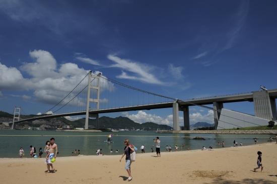 ���u+�R���Ę�-������Ӱ