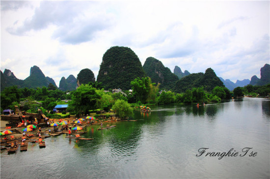 ���������ӡ�����˷<span class=lxw>[ע: ��˷��-��˷�����й�����׳��������������Ͻ�ء�λ���콭�������羰�������С���˷���Ƽ׹��֡������Խ���������ʿ����ʫ������ɽˮ����֮����]</span>-��Ȼ�羰