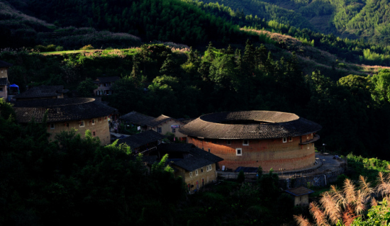 �ͼ���¥С��-��Ȼ�羰