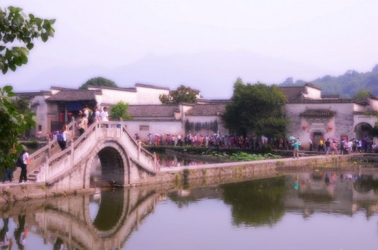 �������Ϫ<span class=lxw>[ע: ��Ϫ��-��Ϫ��λ�ڰ���ʡ�ϲ����ǻ�ɽ����Ͻ�������������Ϸֱ����������������ڣ�������������ؽ�����-tunxiqu]</span>�Ͻ�-������Ӱ