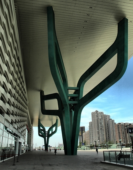 �½��ĳɶ��𳵶���վ-������Ӱ