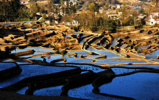 ����Ԫ��<span class=lxw>[ע: Ԫ����-Ԫ������λ������ʡ�ϲ�������ɽ���϶Σ���������ϲ�������ϰ������ӽ�ƽ�أ������̴��أ����ں���أ����뽨ˮ�ء������С������ظ�����������������74���]</span>����-���ϵ���