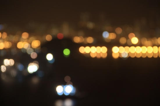 ���ҹ��<span class=lxw>[ע: �����1990������ˮī�������ҹ����24���ڴ˼��ٱ�����������324.8��Ԫ����ҳɽ���ÿƽ�߽�80��Ԫ������2010�괺���������¸ߡ�]</span>-������Ӱ