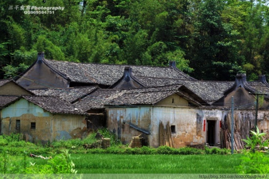 ��˳<span class=lxw>[ע: ��˳��-��˳��λ�ڹ㶫ʡ�����������2710ƽ��ǧ�ס����˿�67���ˣ�2003�꣩����˳��Ͻ16�������ӡ����������]</span>�������ضǴ�̩�-��Ȼ�羰