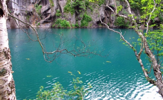 ����ɽ��;3��ǧ��̶ˮ������ɽ��-��Ȼ�羰