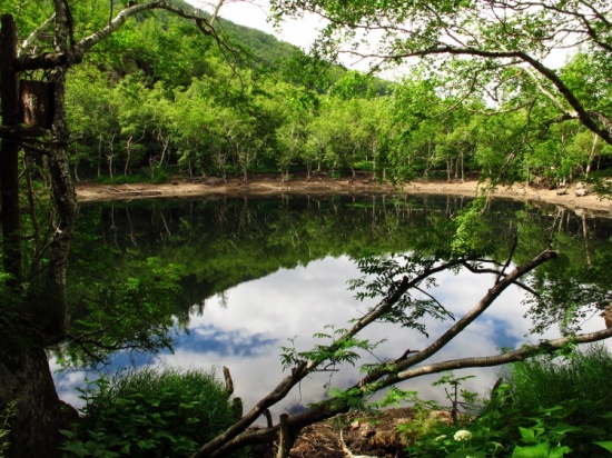 ����ɽ��;3��ǧ��̶ˮ������ɽ��-��Ȼ�羰