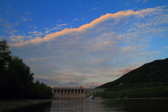 Ӣ�ɺӷ��-��Ȼ�羰