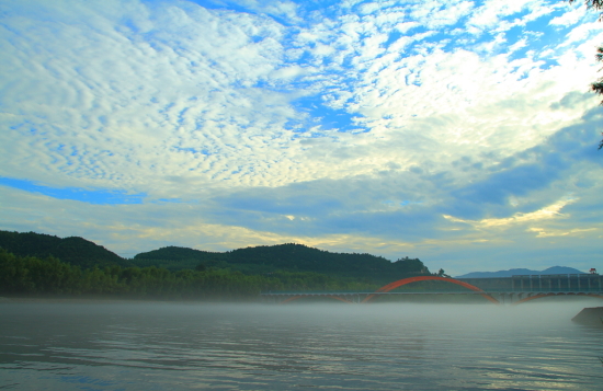 Ӣ�ɺӷ��-��Ȼ�羰