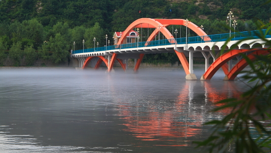 Ӣ�ɺӷ��-��Ȼ�羰