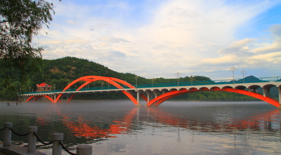 Ӣ�ɺӷ��-��Ȼ�羰