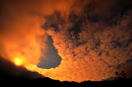 ԡѪ��ˣ�����������-��Ȼ�羰