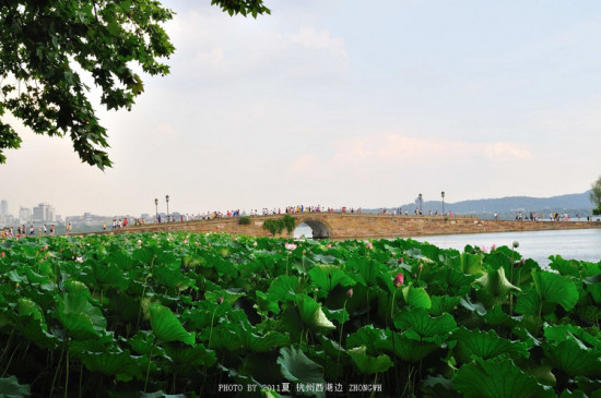 7���������-��������