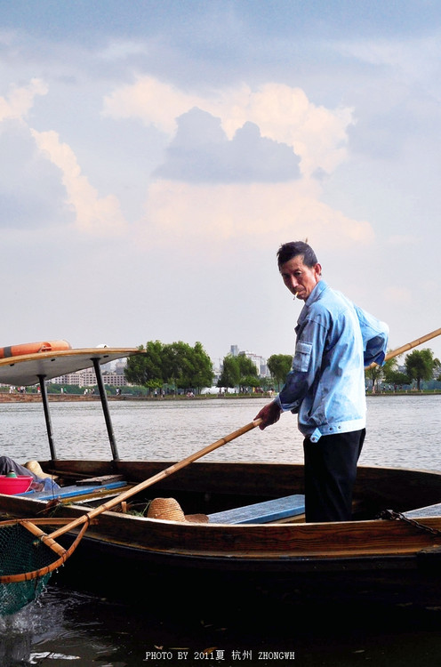 7���������-��������