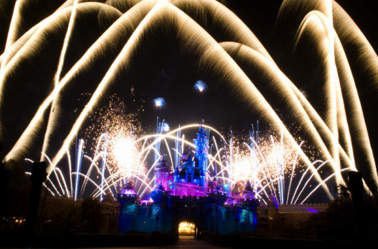 ���<span class=lxw>[ע: ��ۣ�ȫ���л����񹲺͹�����ر������������л����񹲺͹���Ͻ���ر���������λ�������ذ����齭���Զ�������۵��������뵺���½���½�������Լ�262����С������ɡ�]</span>��˹�ᡤ������Ե-������Ӱ