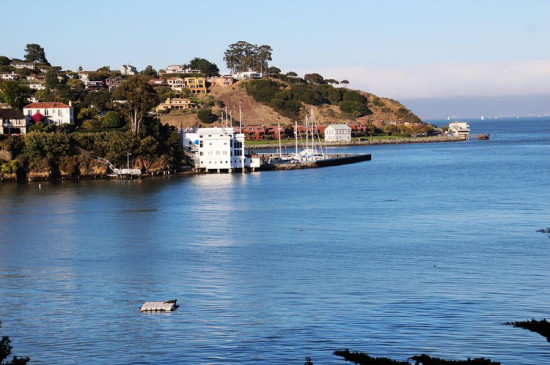 �����ɽ�ɽ<span class=lxw>[ע: ��ɽ[��Ա]����ɽ[��ʦ]����ɽ[ɽ��]]</span>Tinuron����-������Ӱ