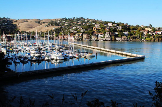 �����ɽ�ɽTinuron����-������Ӱ