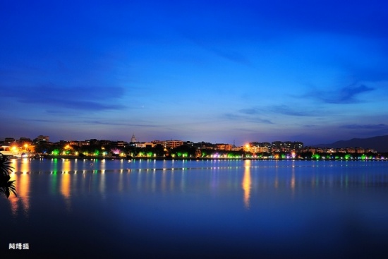 �������ĺ�-������Ӱ