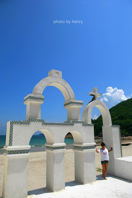 ����<span class=lxw>[ע: ������-�����У�Shenzhen�������й���½�㶫ʡ�϶˵�һ����ʡ�����У�Ҳ���л����񹲺͹�����ƻ�������֮һ�������еġ����ڡ����������������޺�������ɽ���������������ھ��������ķ�Χ��]</span> Ϫ�� �𺣰��ȼٴ�-��Ȼ�羰