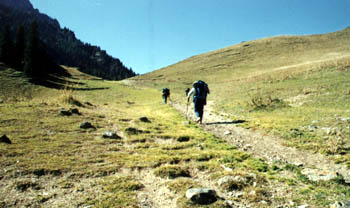 穷驴秘诀:花两万元 50天游10国 穷驴秘诀:花两万元 50天游10国