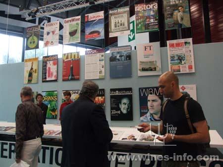 ��ڱ�ר�����õķ��Ÿ������Ѿ��������Ϻ���־��̯λ