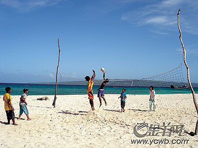 �� ��: 229787 ������
��Ӱ����: ����
�ļ���:yzblll7256.jpg����
�ļ���С:K����
�� X ��:300 X 400����
˵��:yzblll7256.jpg