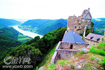 �� ��: 152612 ������
��Ӱ����: ����
�ļ���:ksscxc6b660.jpg����
�ļ���С:K����
�� X ��:267 X 400����
˵��:ksscxc6b660.jpg