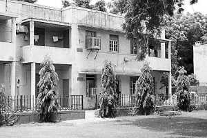 �߽�ӡ���˵���ʵ����