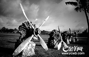 �� ��: 1152102 ������
��Ӱ����: ����
�ļ���:kms4a1ec.jpg����
�ļ���С:31K����
�� X ��:226 X 350����
˵��:kms4a1ec.jpg